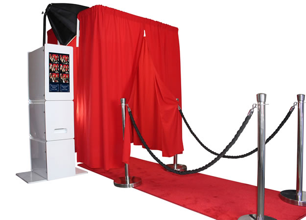 Look At Me Photobooths. Photo booths for hire.